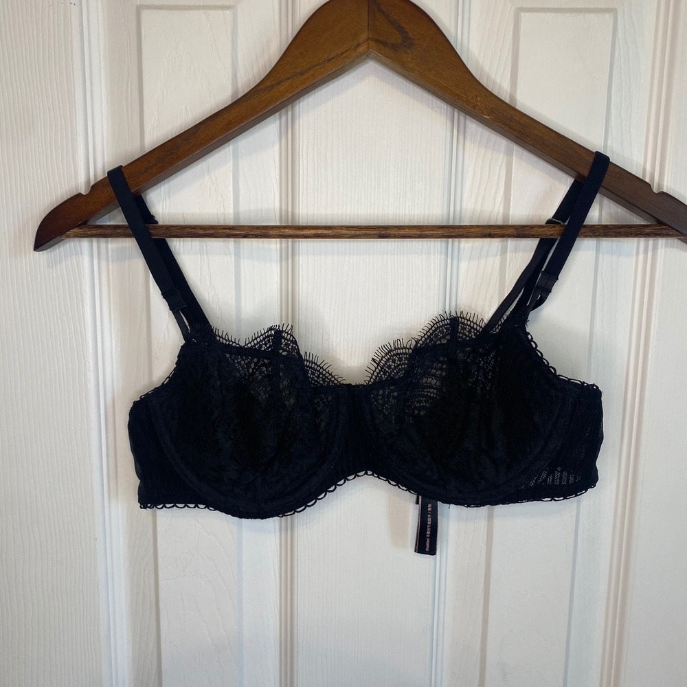 Victorias Secret Dream Angels Black Lace Unlined Demi Bra 36B Eyelash Trim